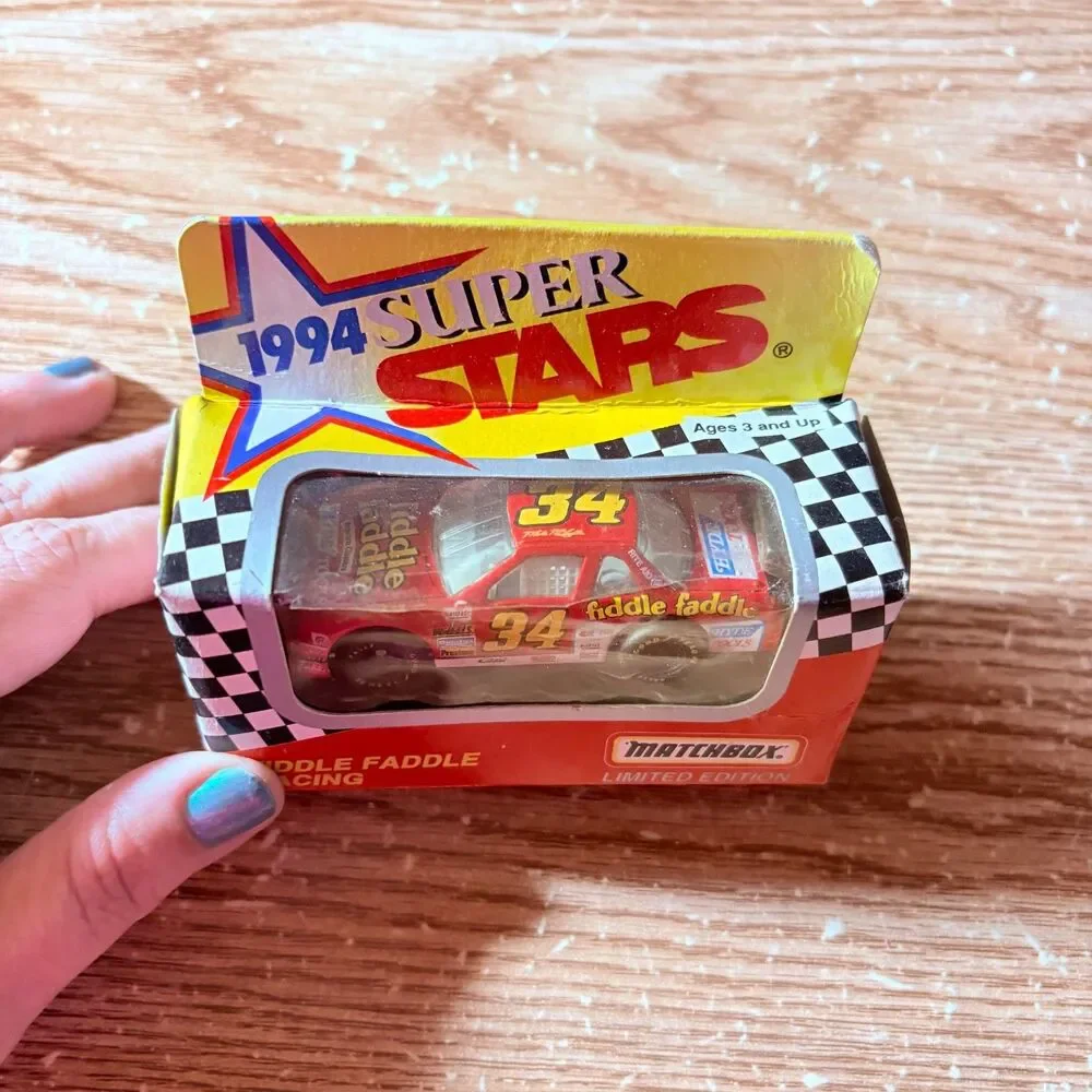Matchbox 1994 Mike McLaughlin #34 Fiddle Faddle Super Stars